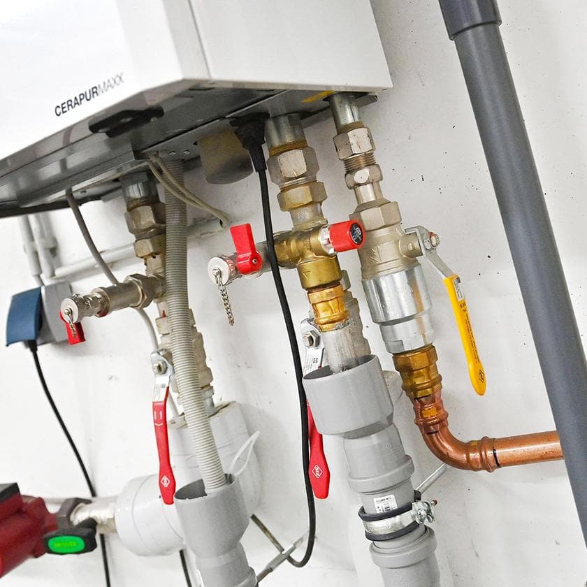 HeizungsElement: Ihr zuverlässiger Partner für Heizungs- und Sanitärprodukte - Gastherme Preis im Fokus