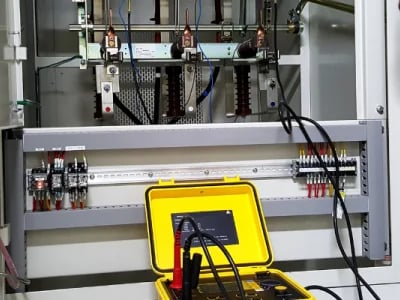 Prüfung elektrischer Anlagen: Warum sie auch für kleine Betriebe essenziell ist