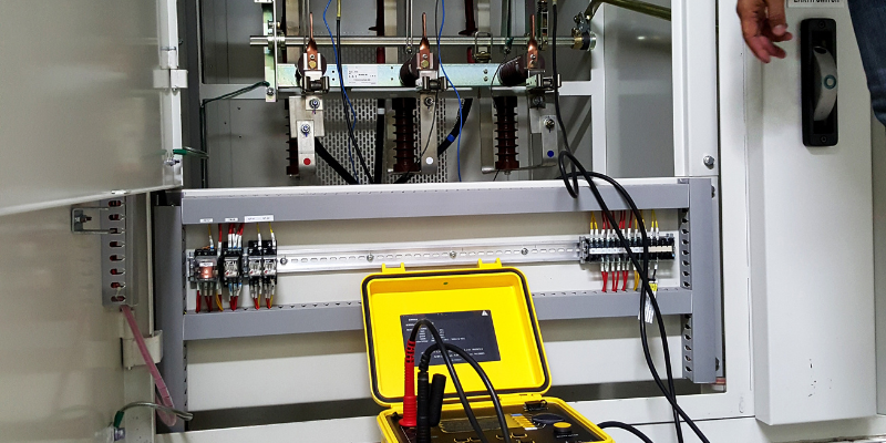 Prüfung elektrischer Anlagen: Warum sie auch für kleine Betriebe essenziell ist