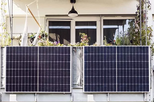 Zusammenarbeit in der Solaranlage Eberswalde stromanlagenbaubranche
