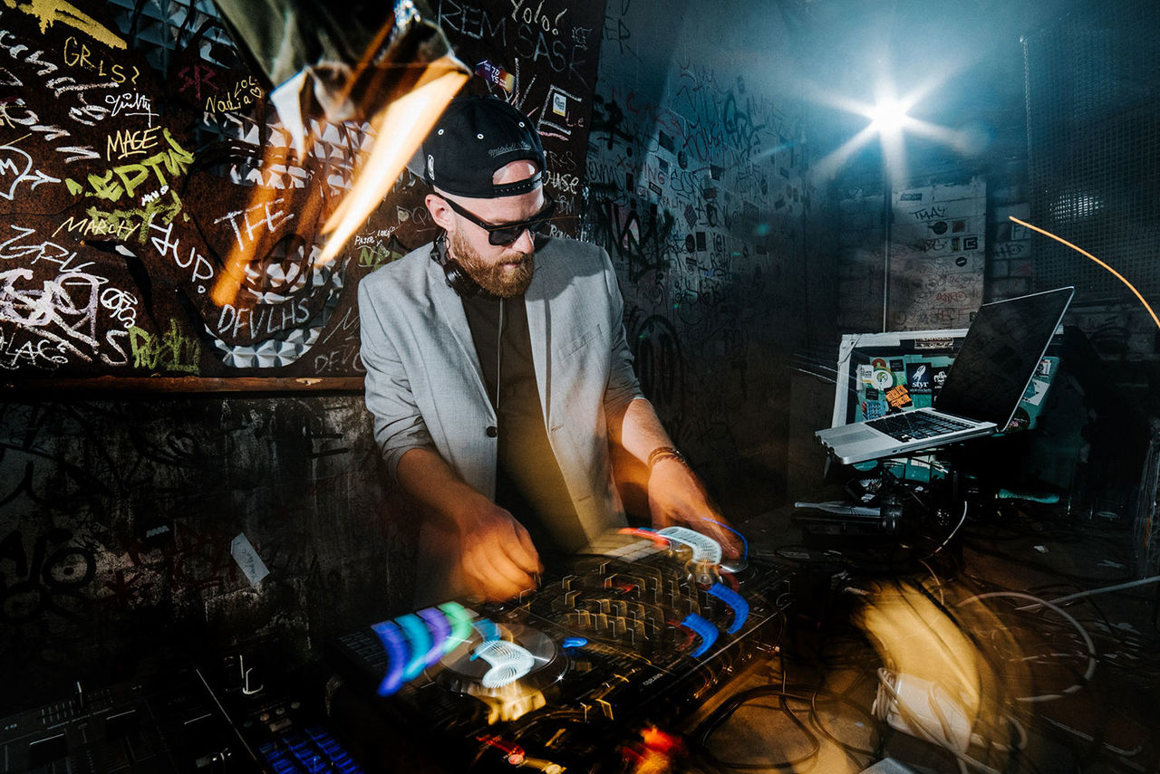 Erfahrungen mit DJ Hochzeits: Was Brautpaare berichten