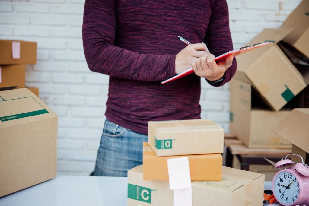 Versandbudgetmanagement: So berechnen Sie Frachtkosten für einen kosteneffizienten Betrieb