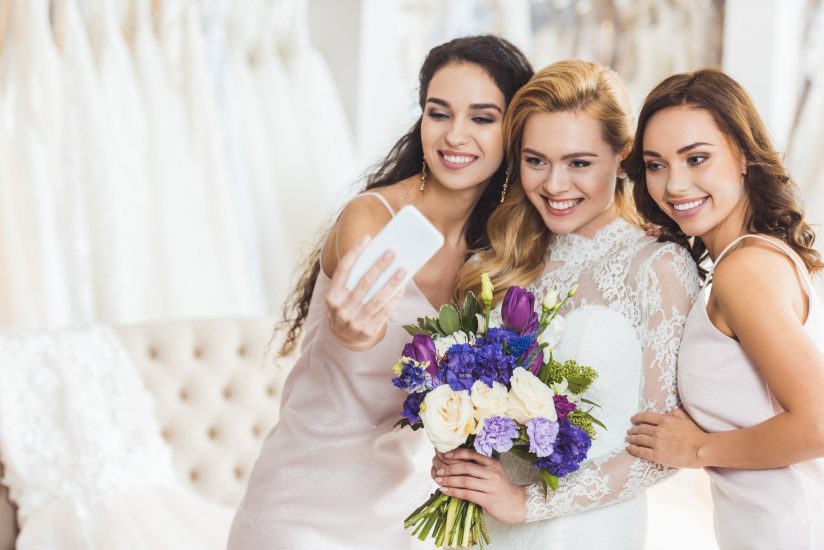 Maßgeschneiderte Schönheit: Wo man ein maßgeschneidertes Hochzeitskleid Berlin Beratung kaufen kann