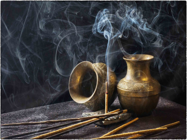 Erhöhen Sie Ihren Alltag: Entdecken Sie eine Welt spiritueller Freuden im Esoterik-Shop von Alvita